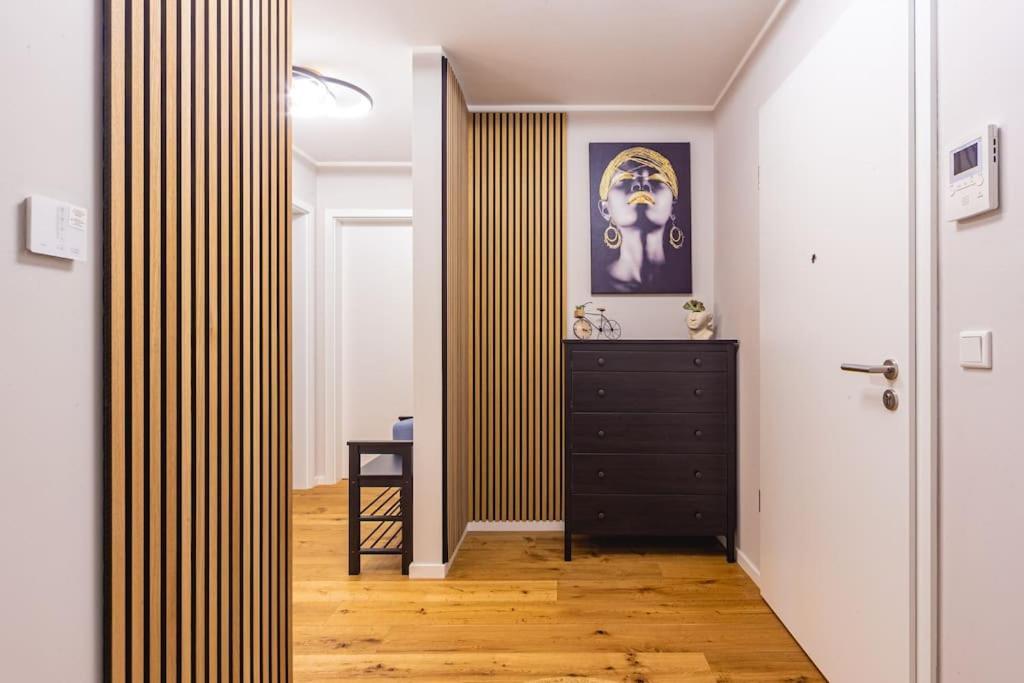 A&V Apartments Wunderschoene Penthouse Wohnung Moers Εξωτερικό φωτογραφία