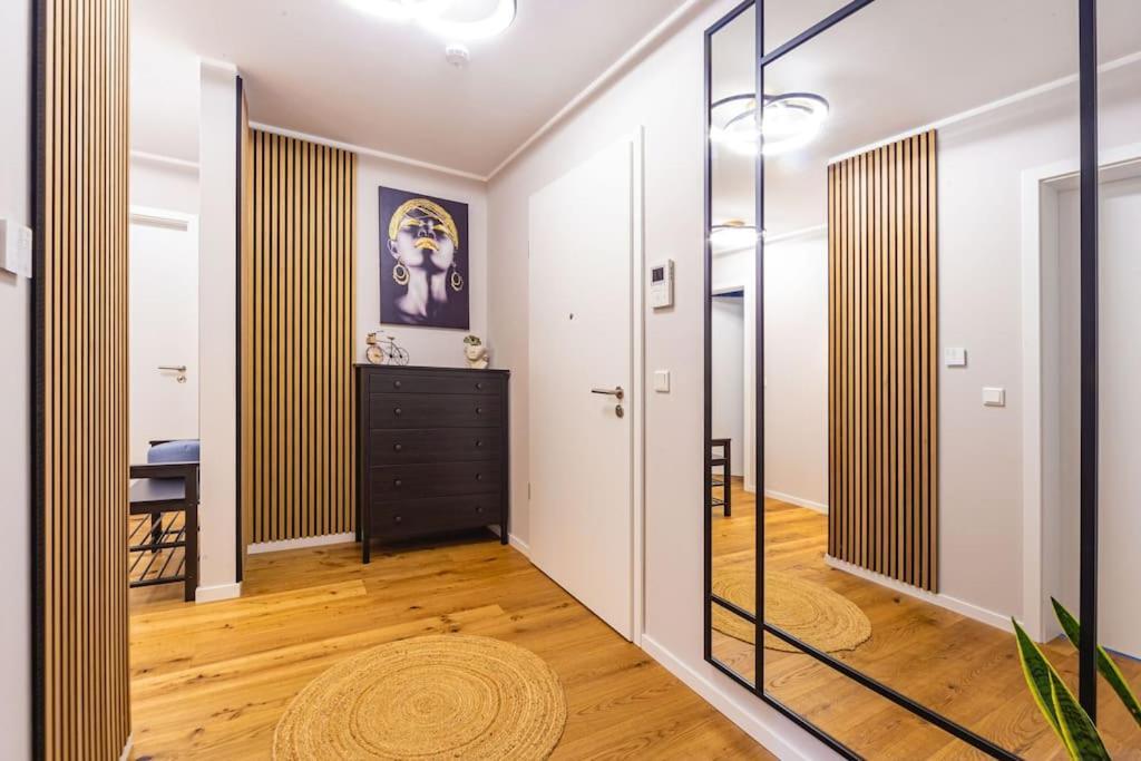 A&V Apartments Wunderschoene Penthouse Wohnung Moers Εξωτερικό φωτογραφία